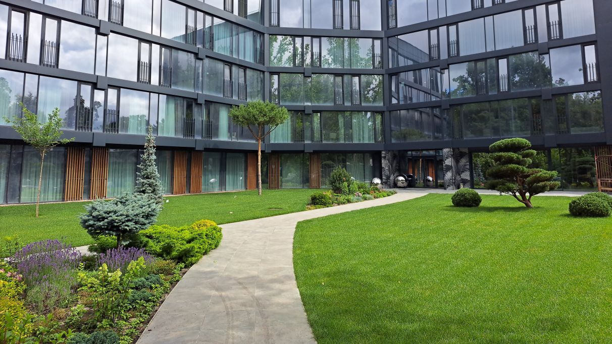 Conference at Mayak Resort near Kiev – current complex