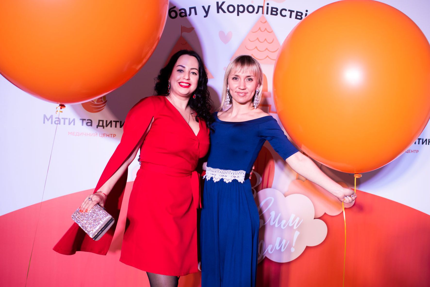 Фотозона для гостей із чарівним зимовим декором