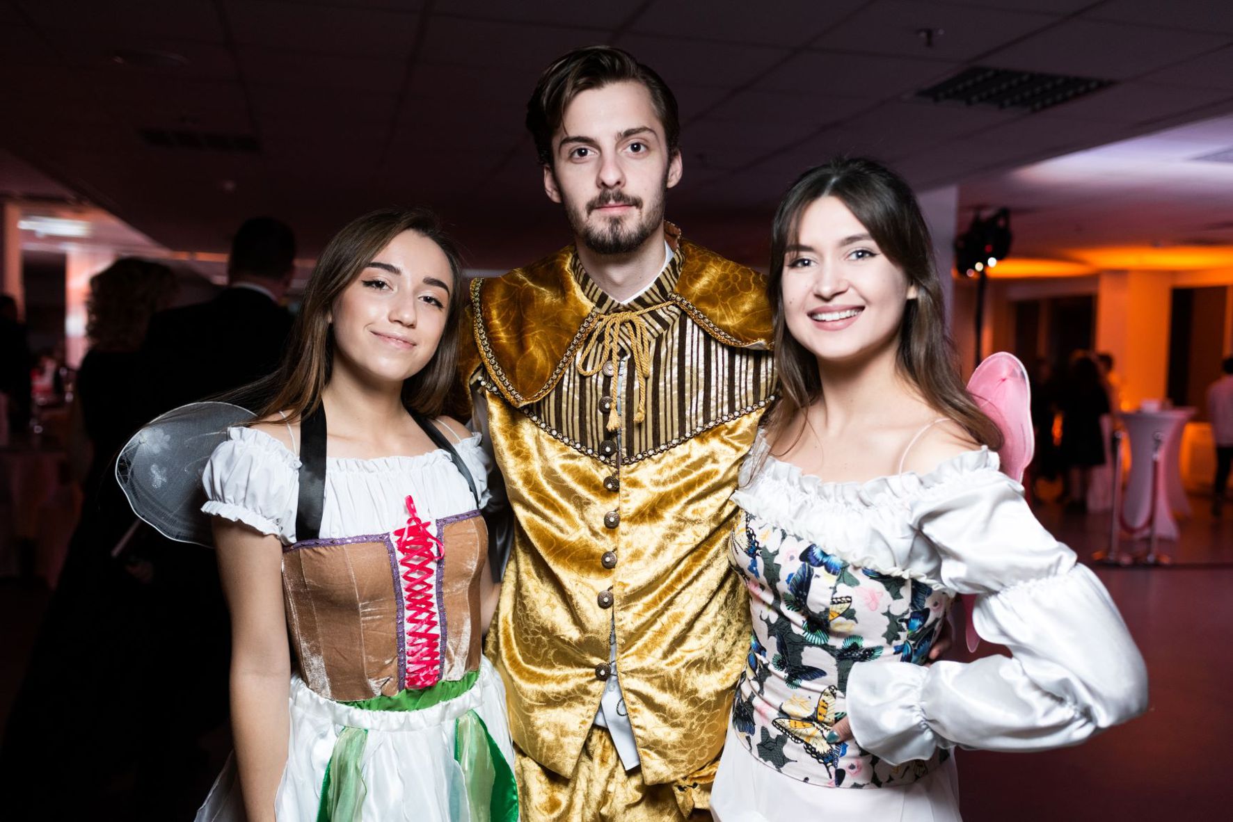 Артисти та яскраве шоу на новорічному корпоративі