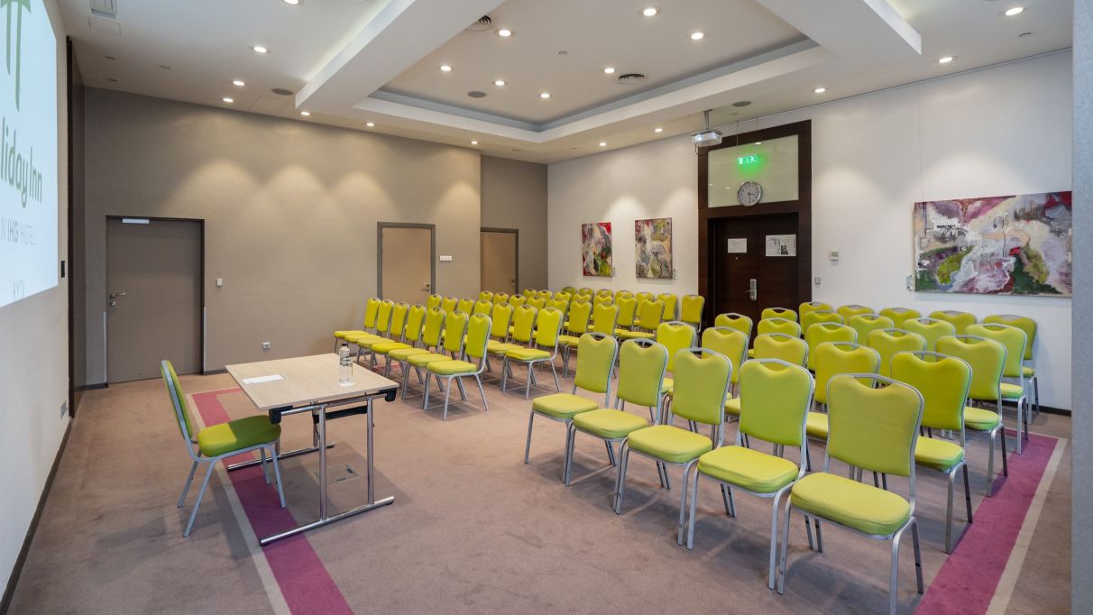 Конференц-зал Городецький у готелі Холідей Інн Київ Організація заходів від Прищепкін Event-Team івент-агенції Київ