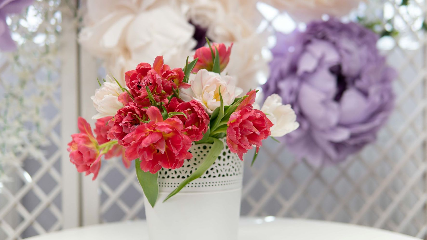 fotozona-z-kvitamy-8-bereznia-korporatyv