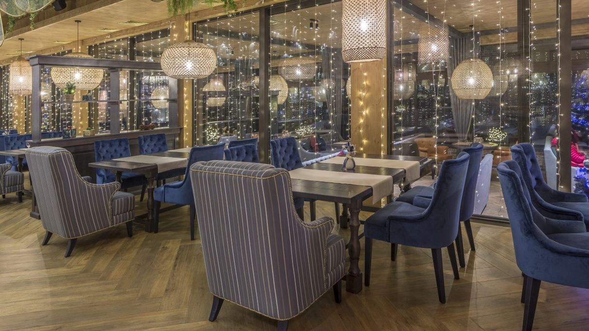 Ресторан Park Land в Києві з панорамним видом на озеро для банкетів та івентів, організація заходів від Прищепкін Event-Team