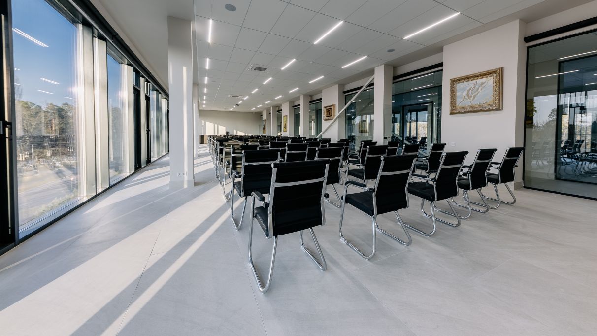 Conference at Mayak Resort near Kiev – current complex