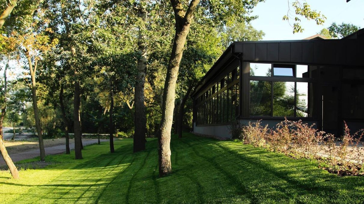 Тераса ресторану Park Land для святкувань на відкритому повітрі, організація заходів від івент-агенції Київ