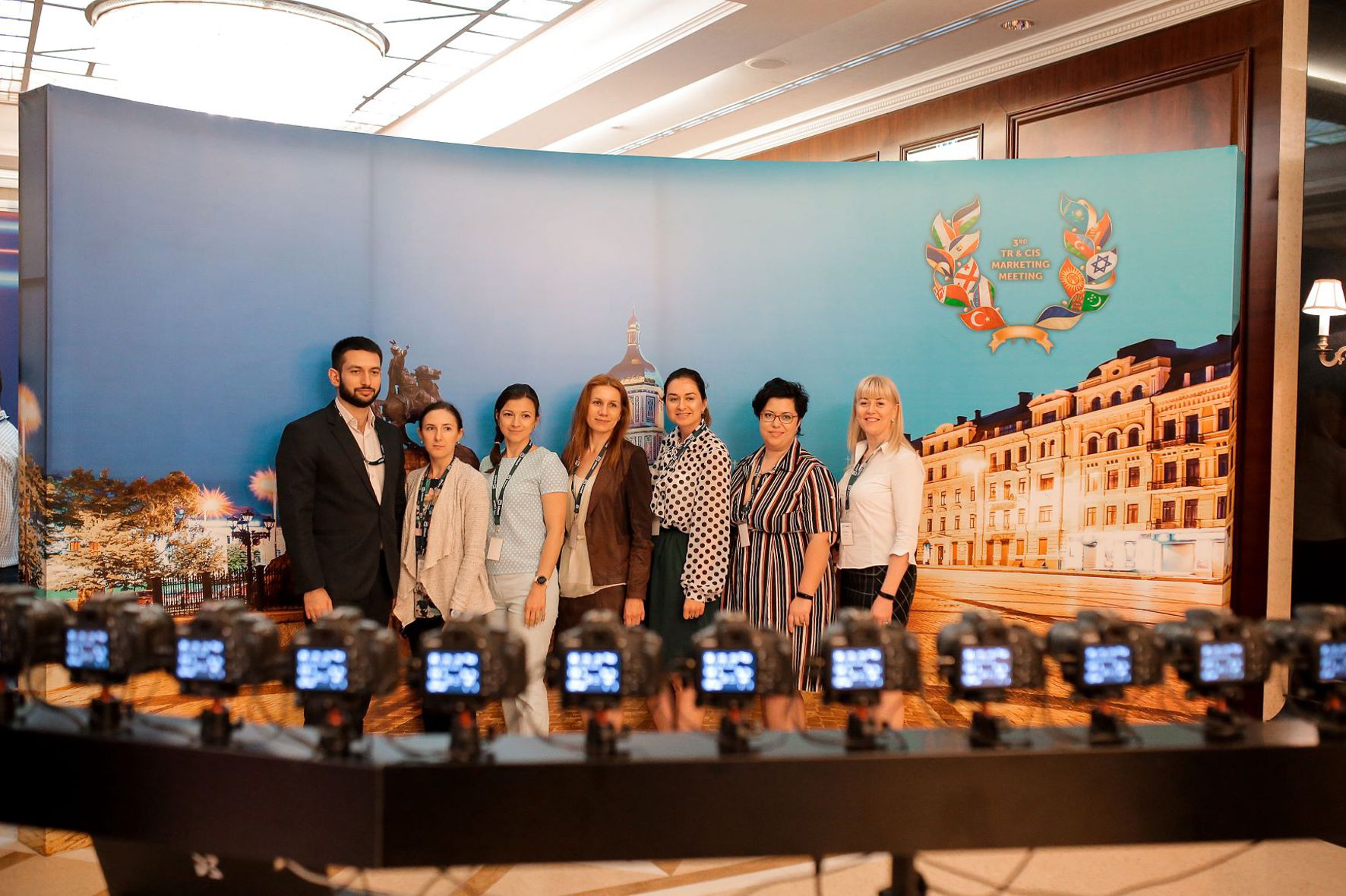 Фотозона bullet-time: Учасники форуму створюють ефектні фото у спеціальній технологічній зоні