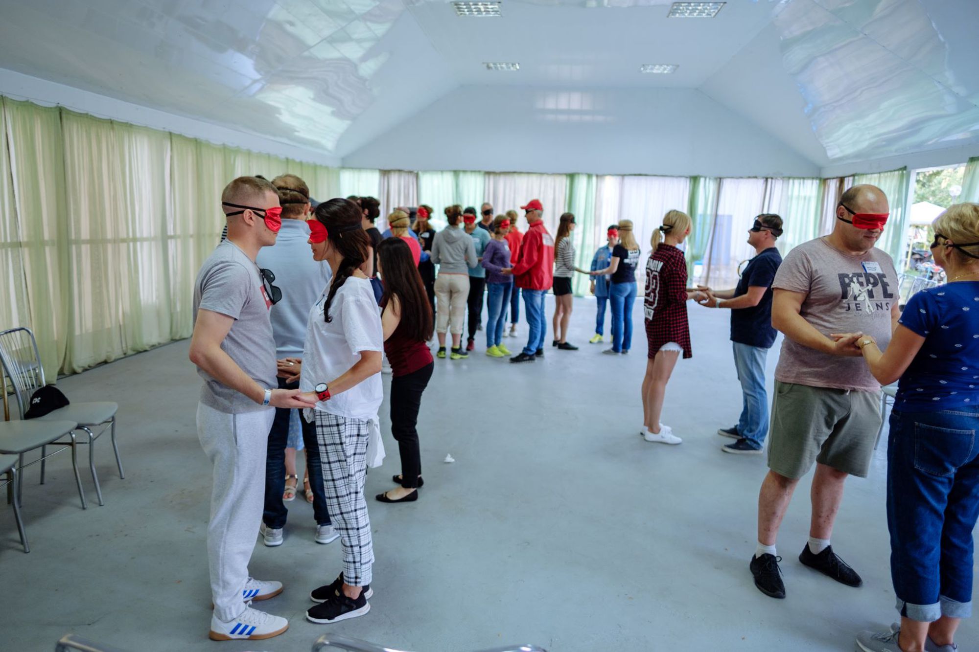 Організація корпоративного тимбілдингу на березі водойми