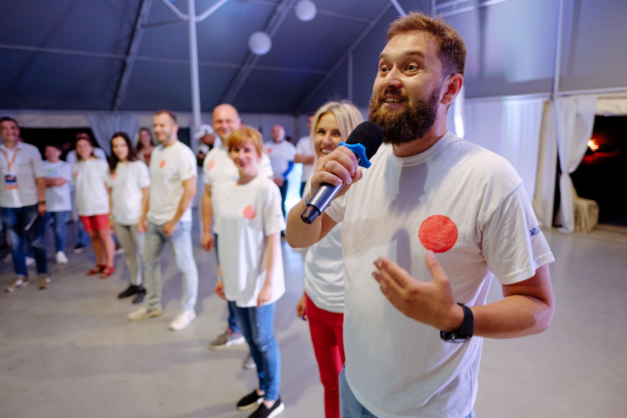 Емоційне командоутворення через спільні активності