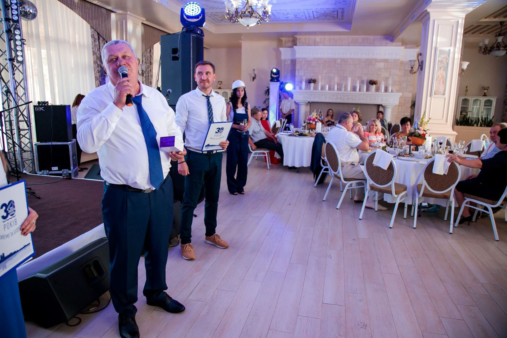 Вручення нагород ветеранам будівельної компанії