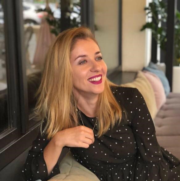 Олександра ЛЄСОВАЯ